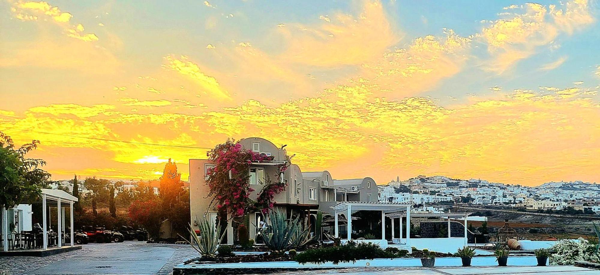 Thea Luxury Resort Fira  Exterior photo